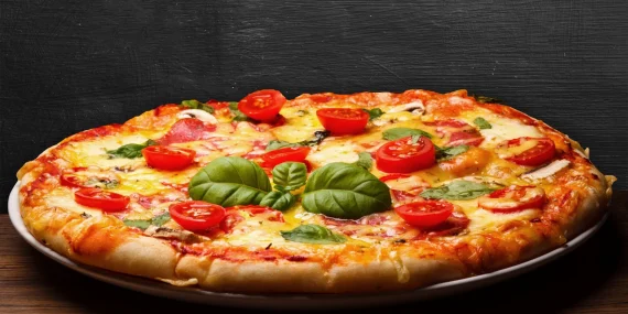 Pizza montanara napoletana: storia dello street food fritto